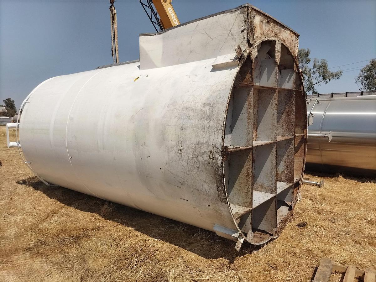 Used Tank, 5,000 Gallon, 304 Stainless Steel, Jacketed, Agitated, Cherry Burrell, #