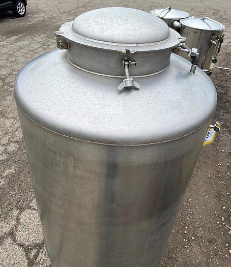 Used Tank, 250 Gallon, Stainless Steel, Dish Top and Dish Bottom #S744973