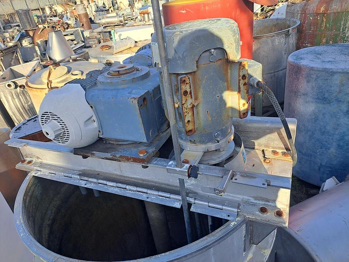 Used Tank, 441 Gallon, S/st, Jkt, Agit, 44" x 66", DB/FT, RAS #C741854