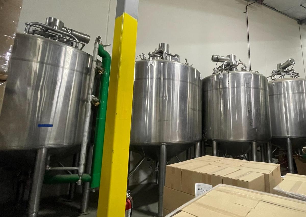 Used Tank, 2,500 Gallon, 316L Stainless Steel, Jacketed & Insulated, Agitated, DCI, #5991547