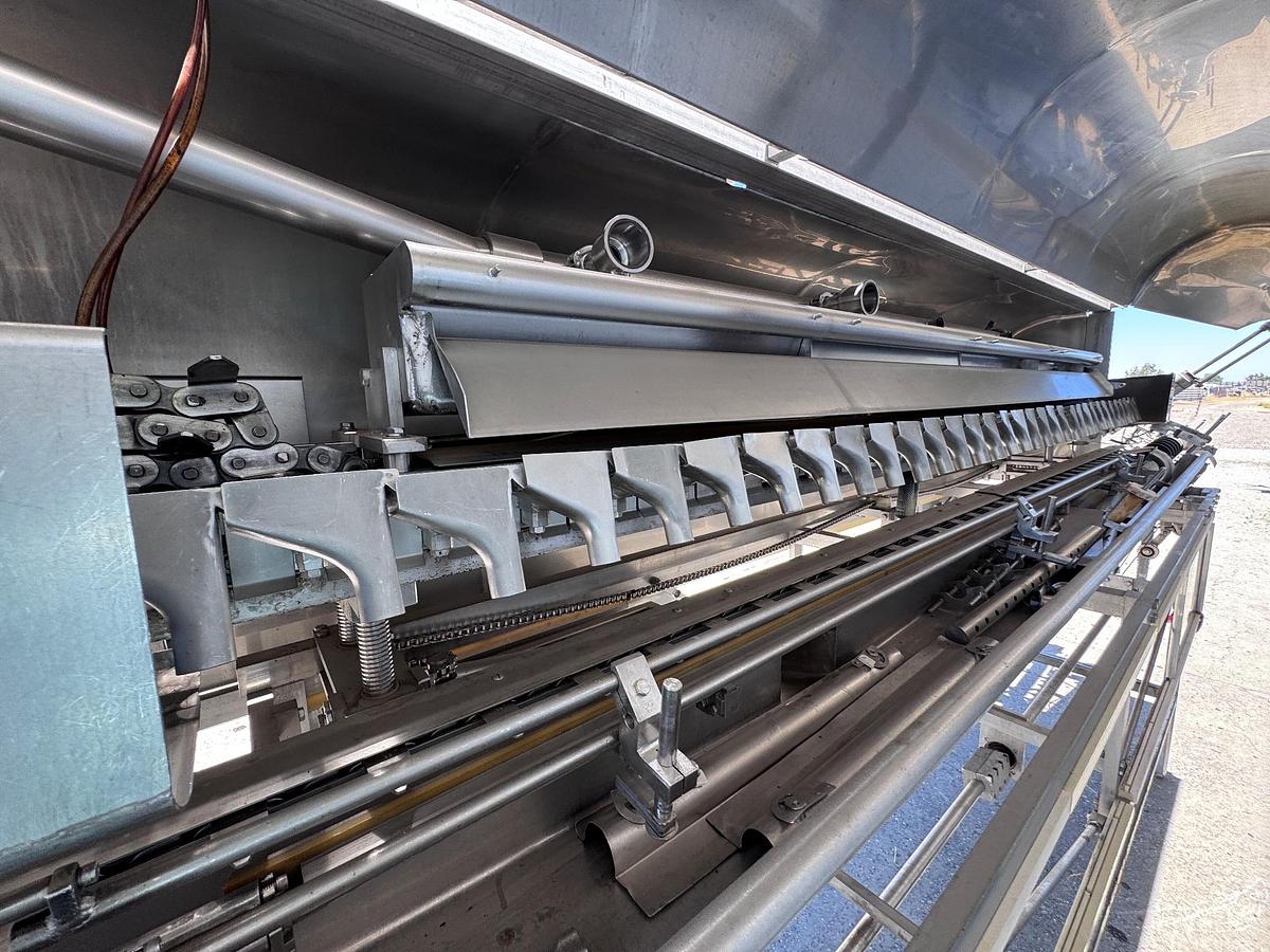 Used Filler, Liquid, Can/Bottle, Solbern LFF-103, Stainless Steel, 1,400 CPM, #5991709