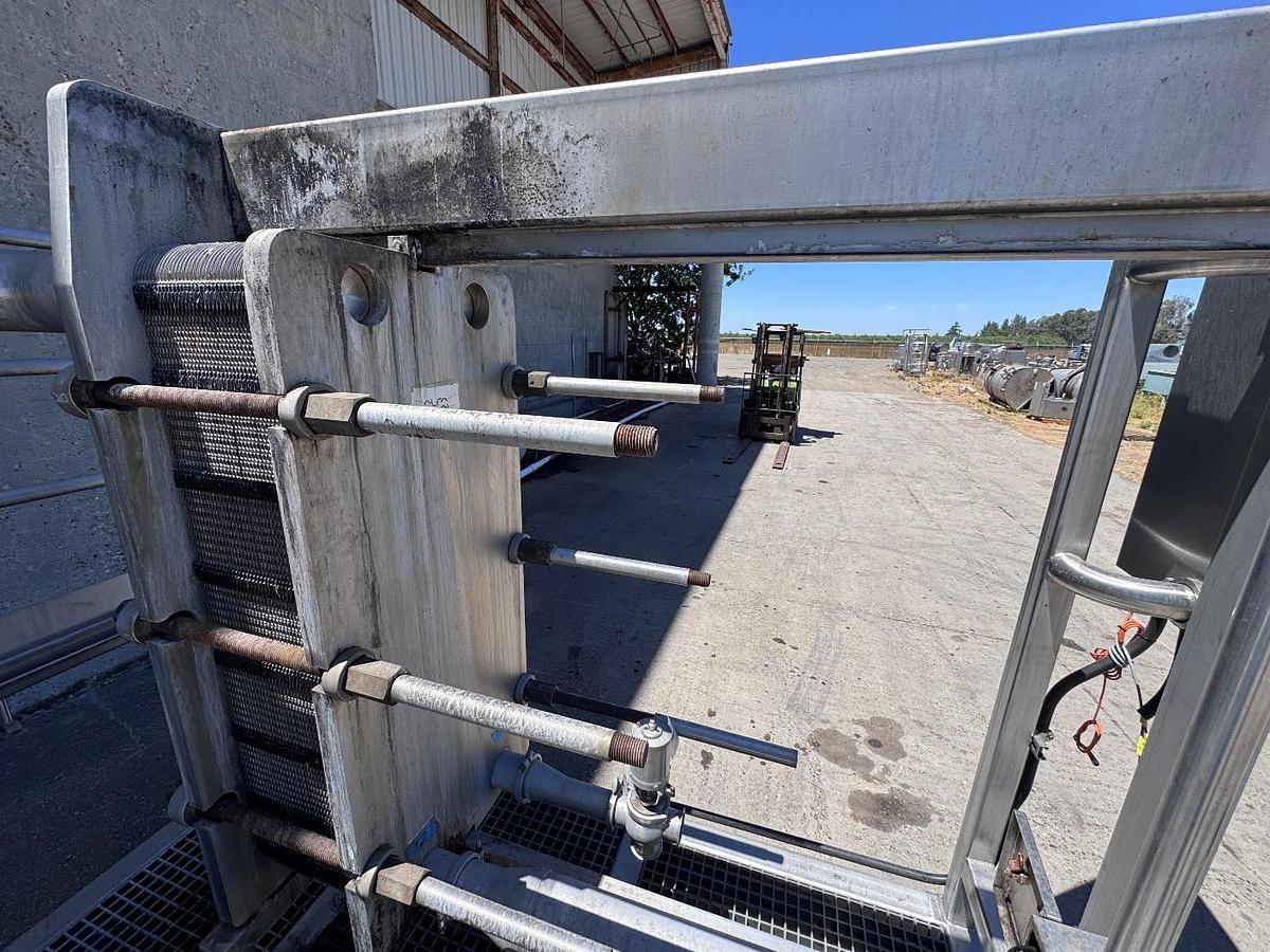 Used Heat Exchanger, Plate, 600 SF, Alfa Laval, 18" x 60" Plates, Stainless Steel, #5991877