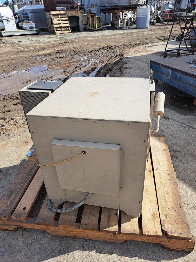 Used Furnace, Kiln, Thermolyne, Mdl FA1748, 17-1/2"l x 9-1/2"w #C735492