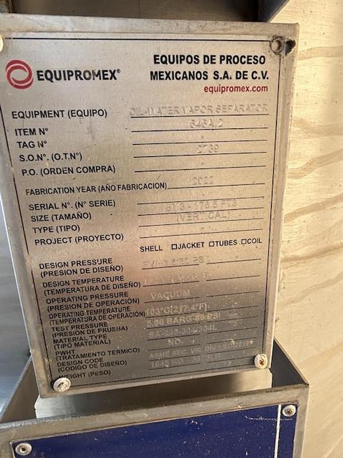 Used Tank, 1,450 Gallon, 304L Stainless Steel, Equipromex, Oil/Vapor Separator, Vertical, Dished Heads, 50 PSI, Full Vacuum, #5991581