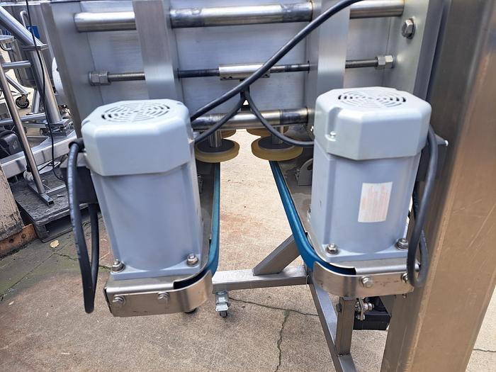 Used Capper, Accutek, Mdl 22-505-00, Cap Tightener, Retorquer #S745324