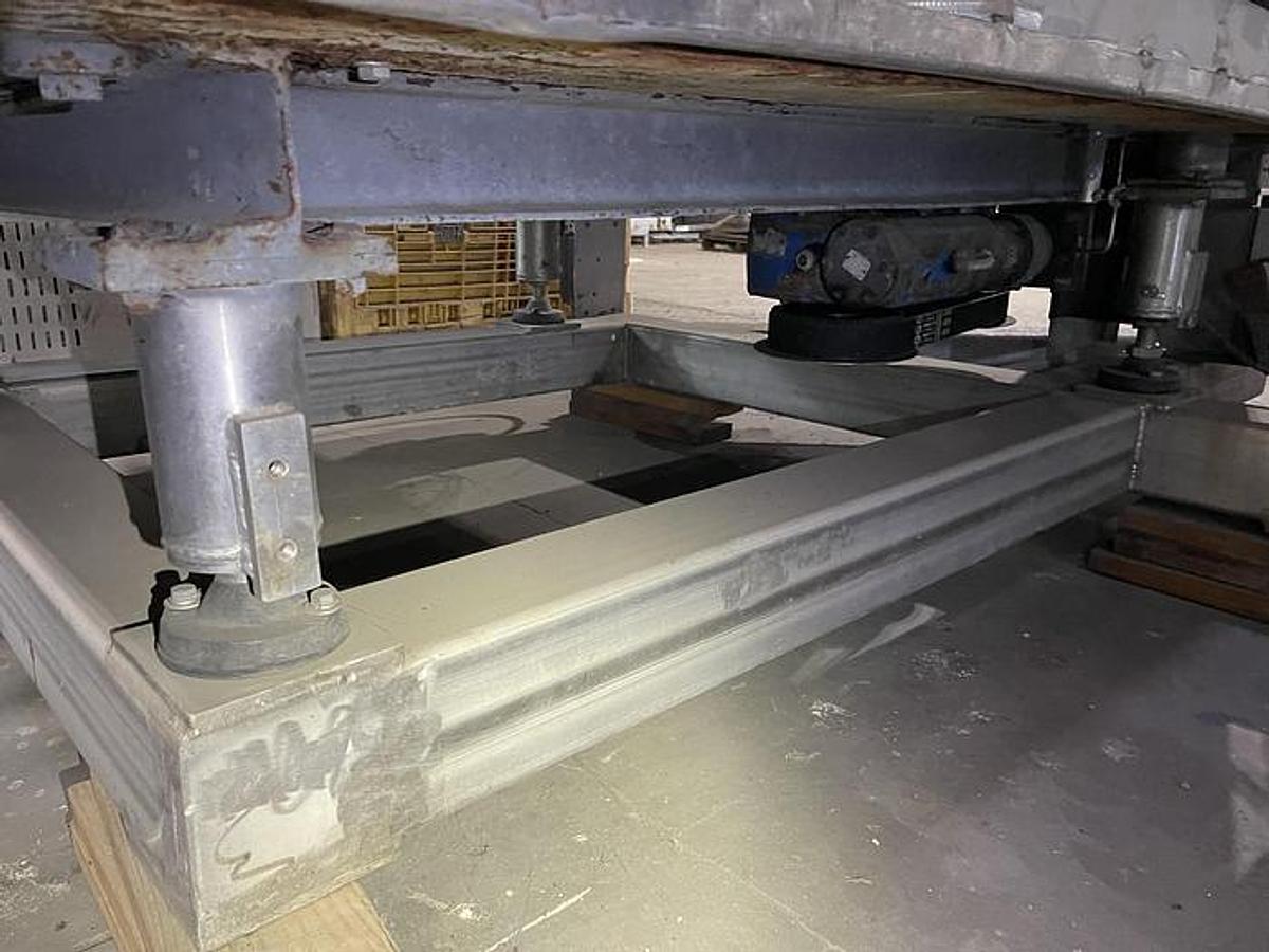 Used Filler, Piston, 40-Head, Rotary Piston Filler, Zacmi , Model 0295/40/3, #5991916