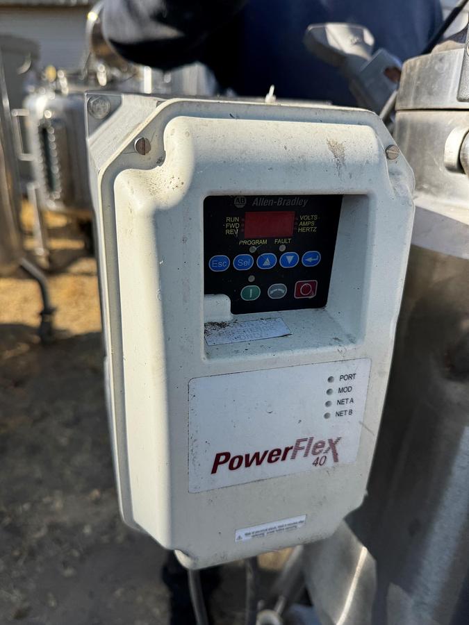 Used Tank, 10.6 Gallon (40 Liter), DCI, Agitated, Stainless Steel, 45 PSI, FV, #5991469