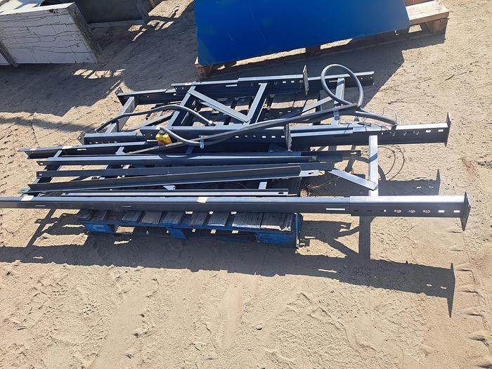 Unused Shredder, 30 HP, 23" x 42" Chamber, 48" Sweco Screener, #5533735