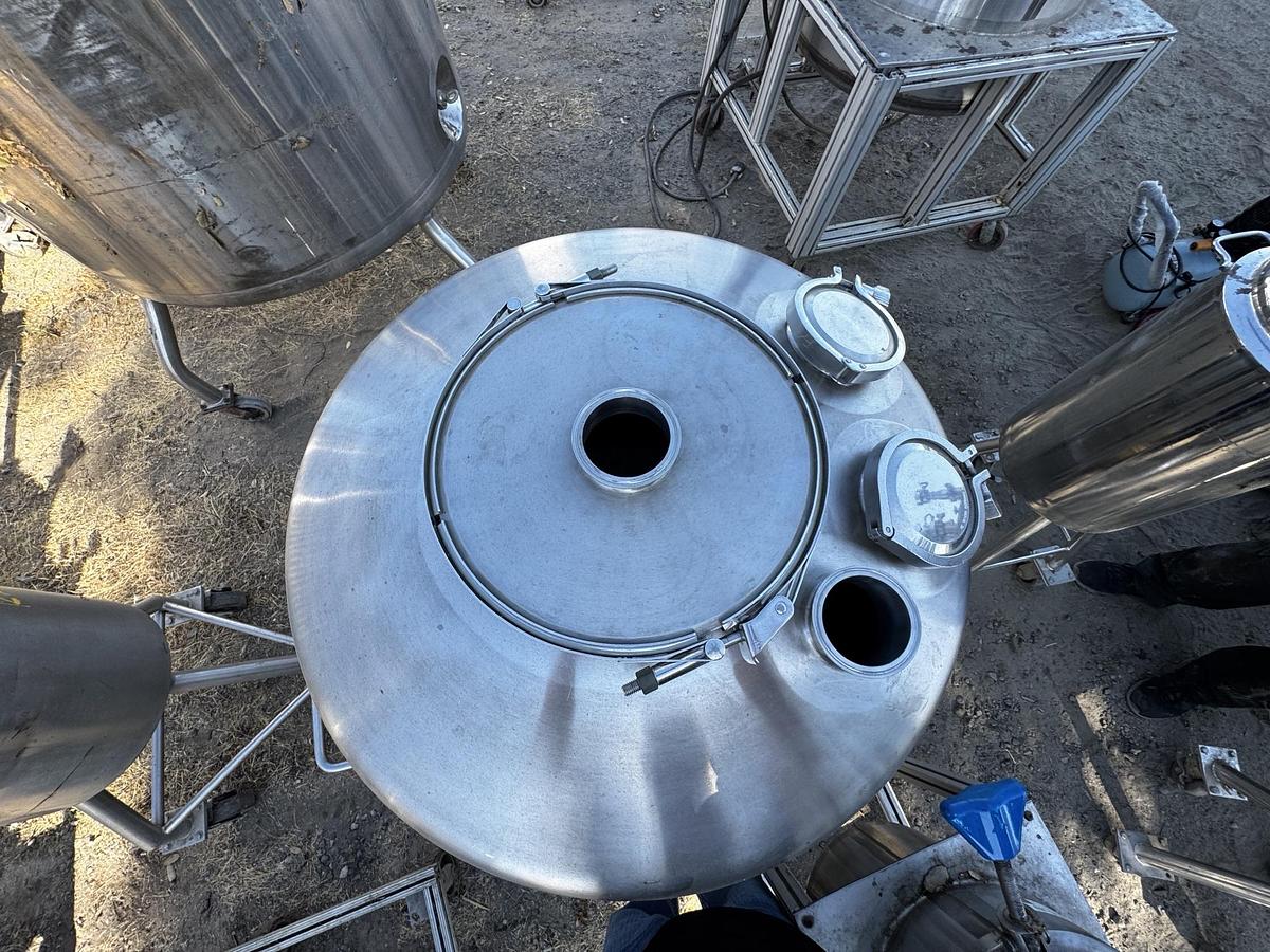 Used Tank, 79 Gallon (300 Liter), Walker, Portable, 316L Stainless, #5991460