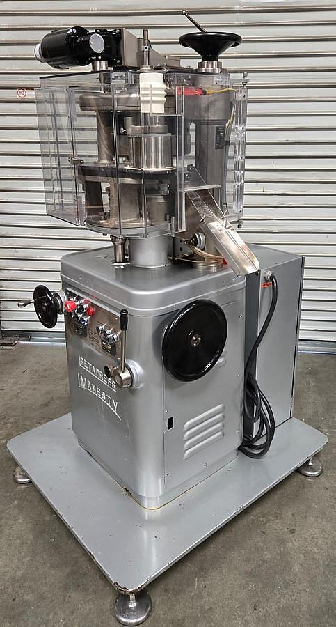 Used Tablet Press, Natoli Manesty Betapress, Multi Station, Rotary, 2007, #5991458