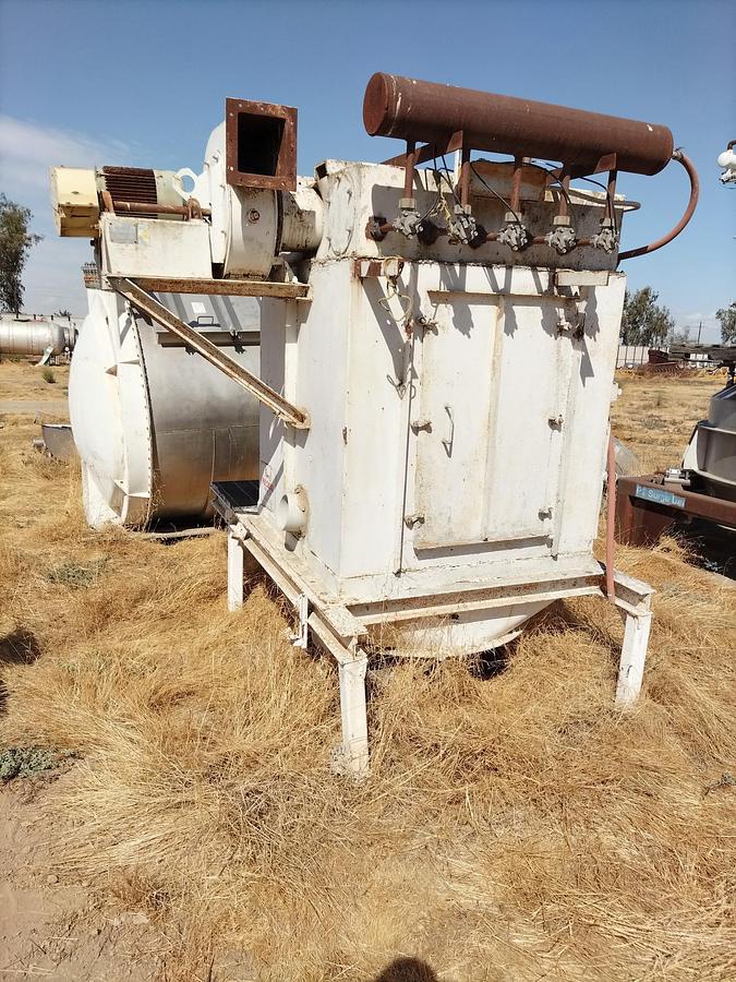 Used Dust Collector, Baghouse, 110 SF, Pulse type #S741174