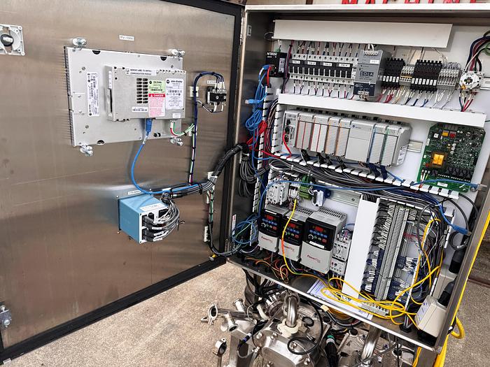 Used Pump, Positive, SPX / Waukesha, Model 030 U2, 1 HP, 1.5" In/Out, #5991261