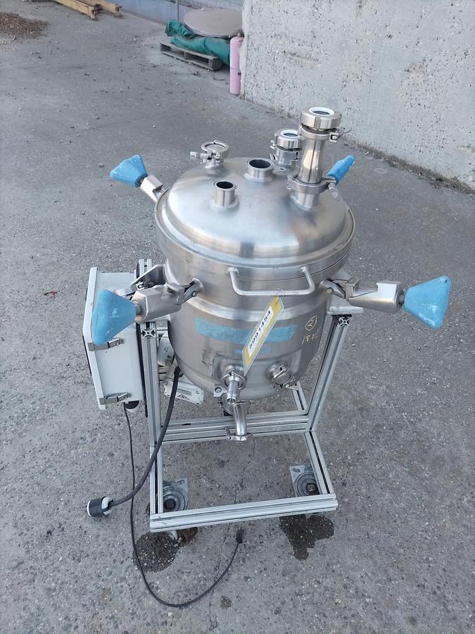 Used Tank, 13.2 Gallon (50 Liter), Pure-Flo Precision, Jacketed, Agitated, 316 Stainless, 45 PSI, #5991454