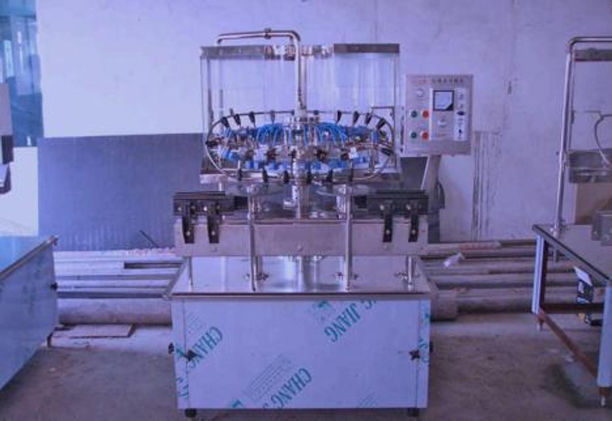 Used Washer, Bottle Rinser, 304 Stainless Steel, Rotary Inverting 16 Valve, 2000 BPH, #5991765