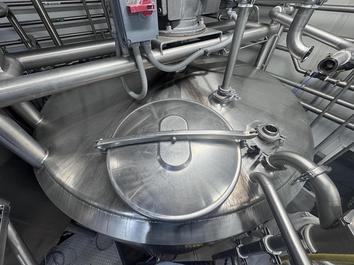 Used Tank, 1,000 Gallon, Stainless Steel, Jacketed, Agitated, Process Tank, Qualtech, #5991884