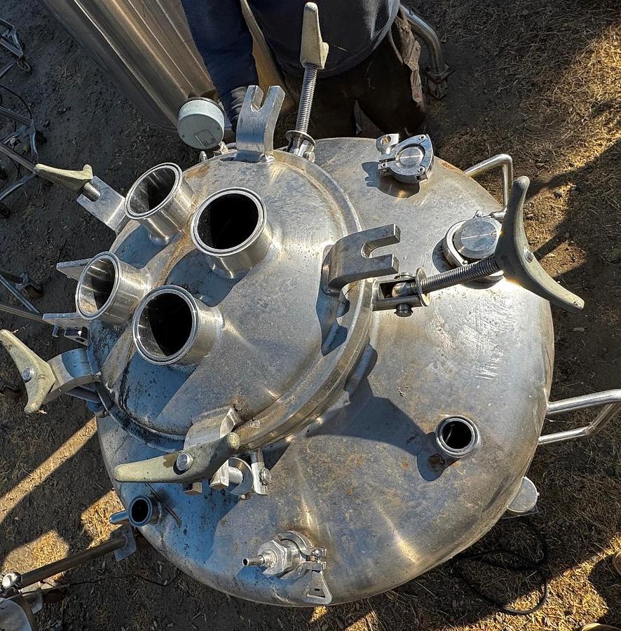 Used Tank, 106 Gallon (400 Liter), Precision Stainless, Agitated, 316L Stainless, 30 PSI, FV, #5991466