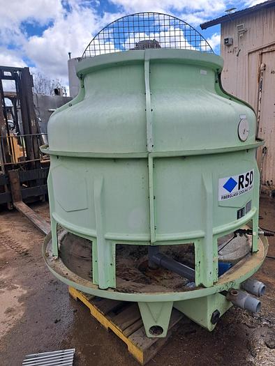 Used Refrig, Cooling Tower, 40 Ton, Fiberglass, RSD #S744641