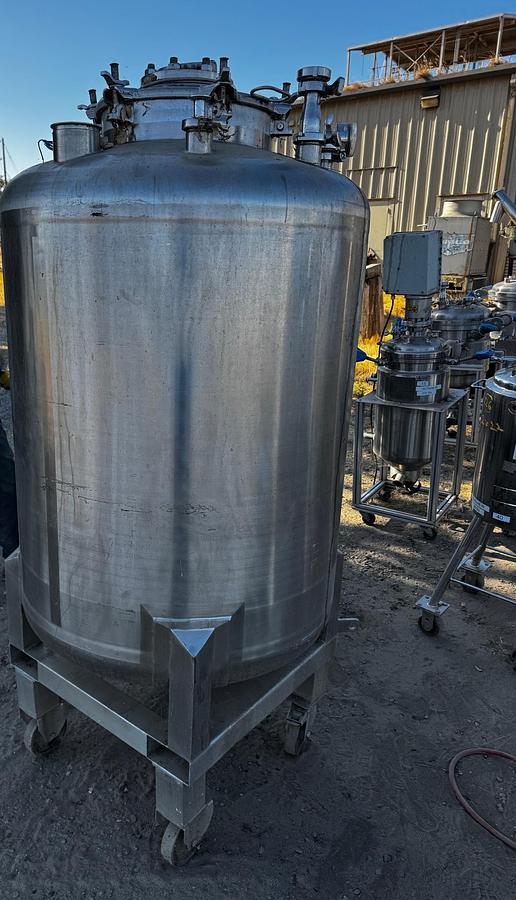 Used Tank, 264 Gallon, 1,000 Liter, BCD Manufacturing, Agitated, 316L Stainless, 3 Bar, #5991456