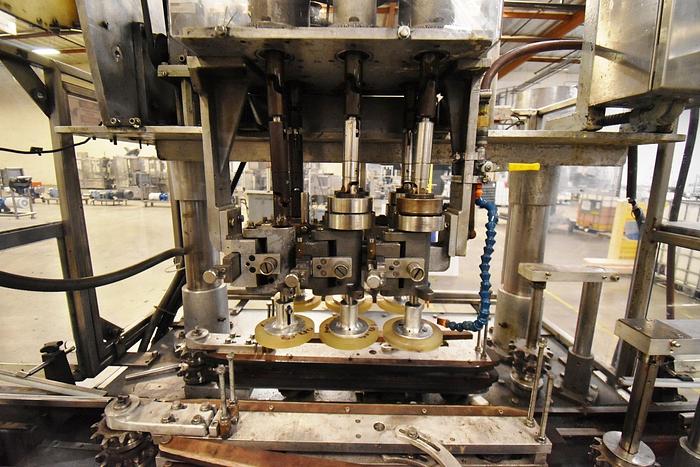 Used Capper, Automatic, 3-Spindle, Screw Capper, Cap Elevator and Hopper #5991096