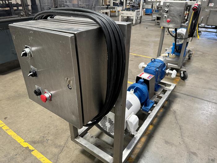 Used Pump, Positive, Waukesha, 60, 10 HP, 2.5" In/Out, #5991043