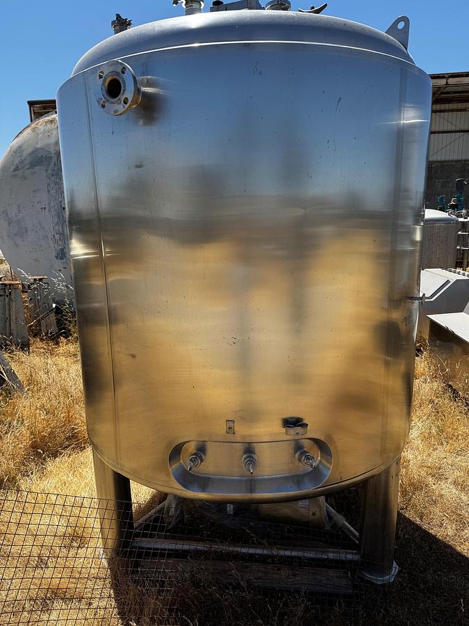 Used Tank, 660 Gallon, Stainless Steel, Jacketed, Agitated, Dish & Cone Bottom, with Mixer, #5991337