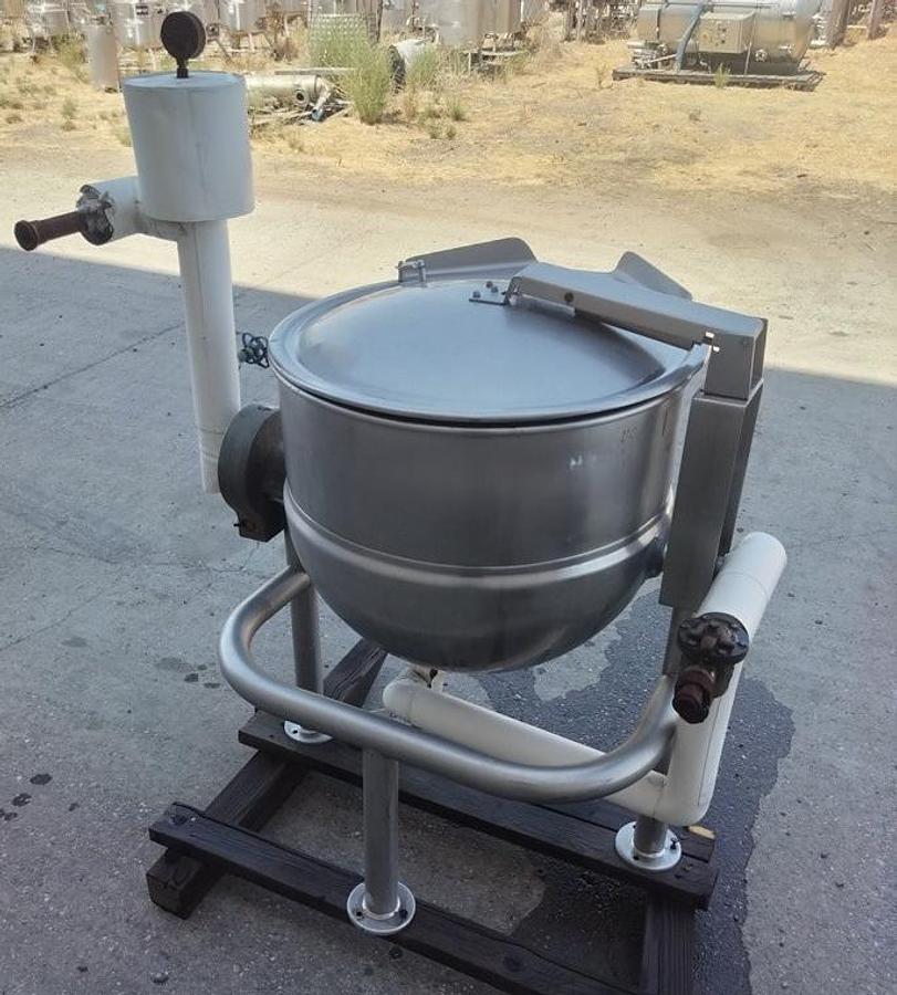 Used Kettle, 40 Gallon, Stainless Steel, Tilting, Steam Jacketed, Groen D-40, #5991953