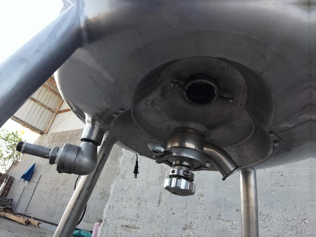 Used Tank, 26 Gallon (100 Liter), DCI, Stainless Steel, Fermenter, #5991467