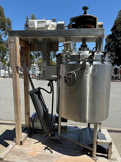 Used Kettle, 100 Gallon, Vacuum Rated, Tilt, 30 PSI, Triple Motion - #4760127