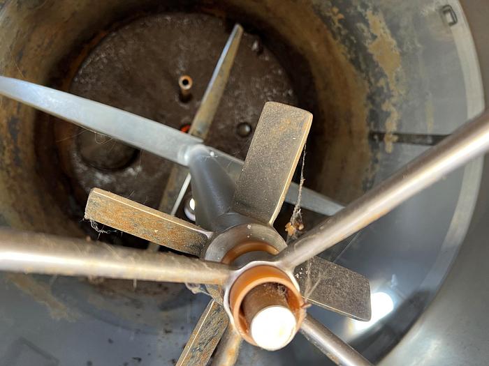 Used Tank, 2,250 Gallon, Stainless, Agit, Mueller #S745055