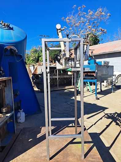 Used Filler, Stainless steel, 3 Head, Liquid Juice, 100 Pounds. #C745399