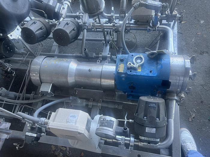 Used Pump, Positive, Waukesha, 060, 3 HP, 2-1/2" In/Out, Stainless #S745453