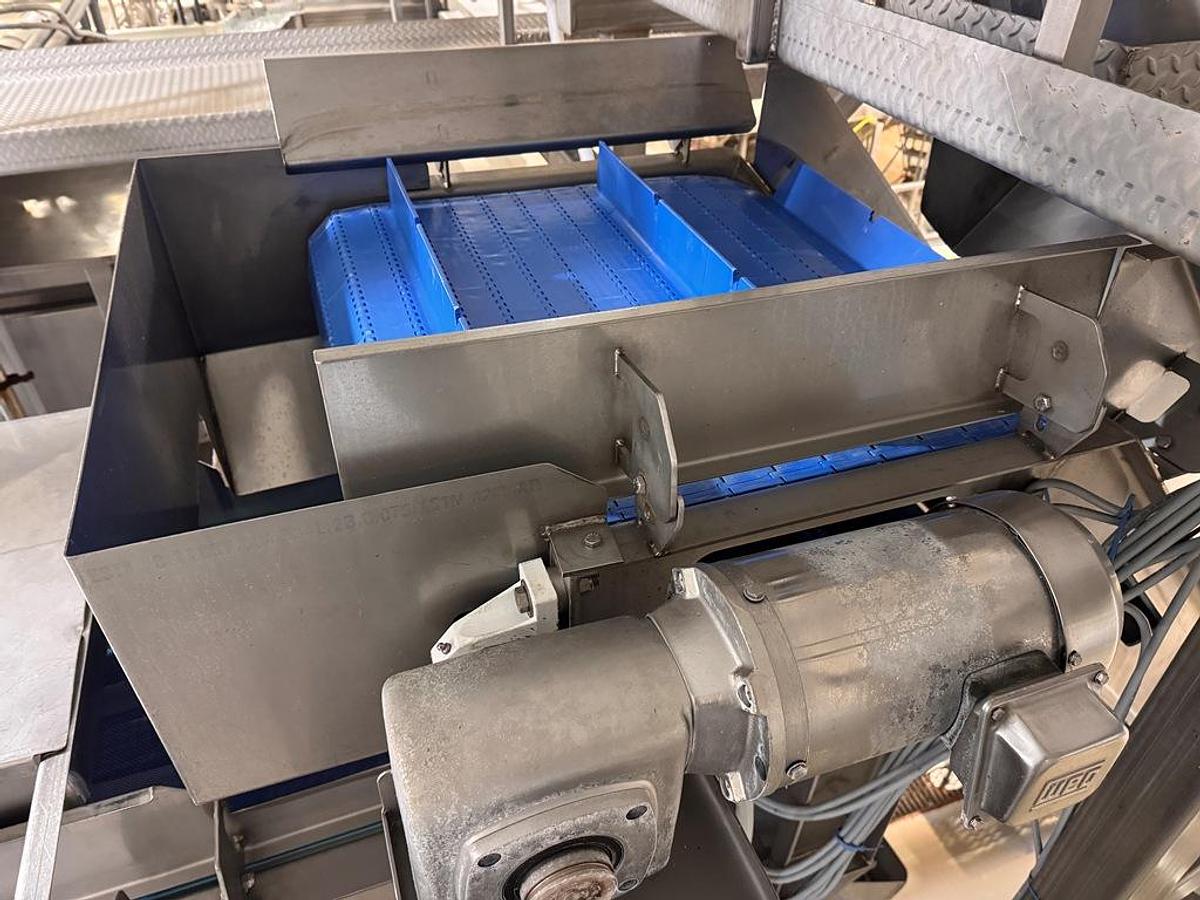 Used Elevator, Z-Frame, 30" wide, 30" feed, 12' incline, 30" discharge, Washdown, #5991844