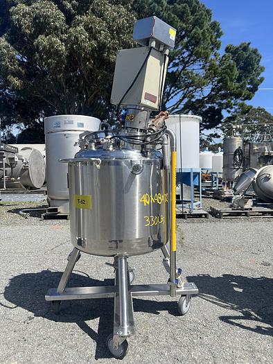 Used Reactor, 25 Gallon (100 Liters), 316L Stainless Steel, Jacketed, Agitated #S745441