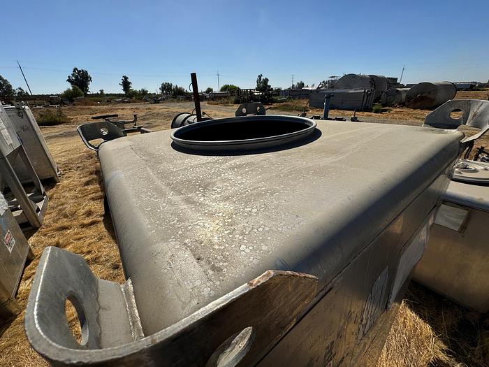 Used Tank, 550 Gallon, 316 Stainless Steel, Tote, #5991030