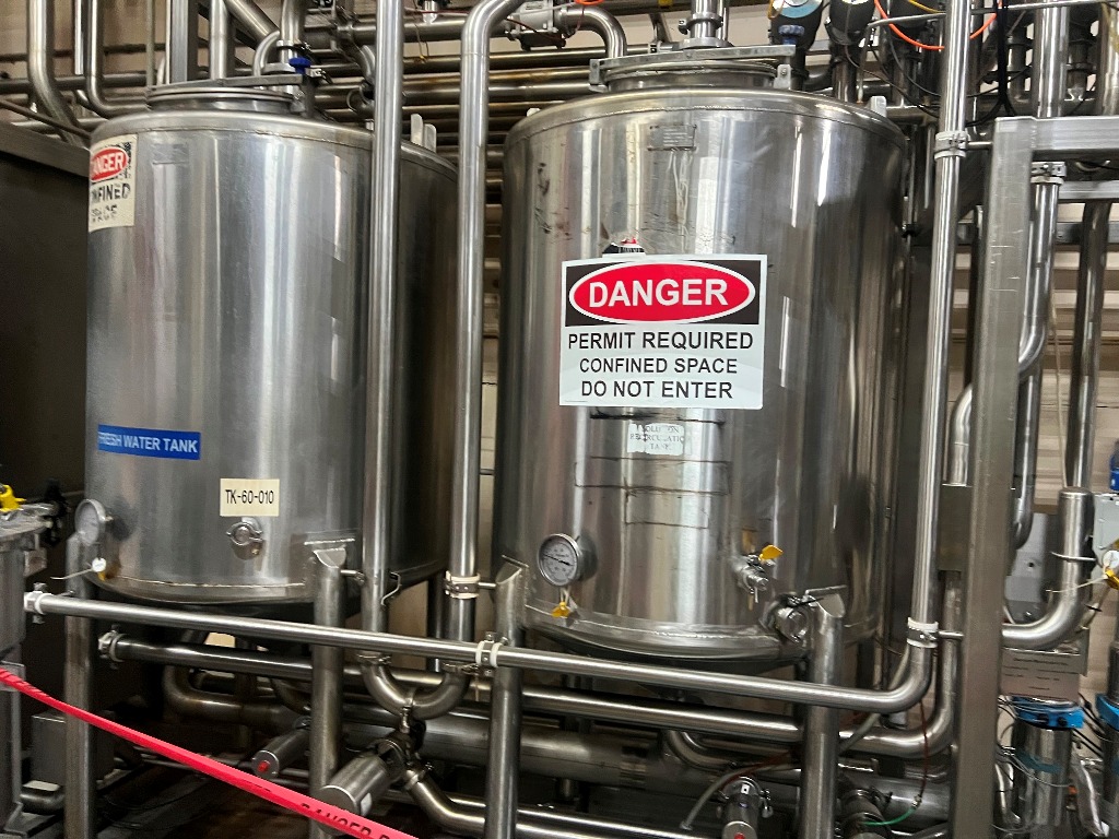 Used CIP, Quantum Solutions, 2-Tank, 250 Gallon Water & Solution Recirc Tanks, HX & Pump, #5991628