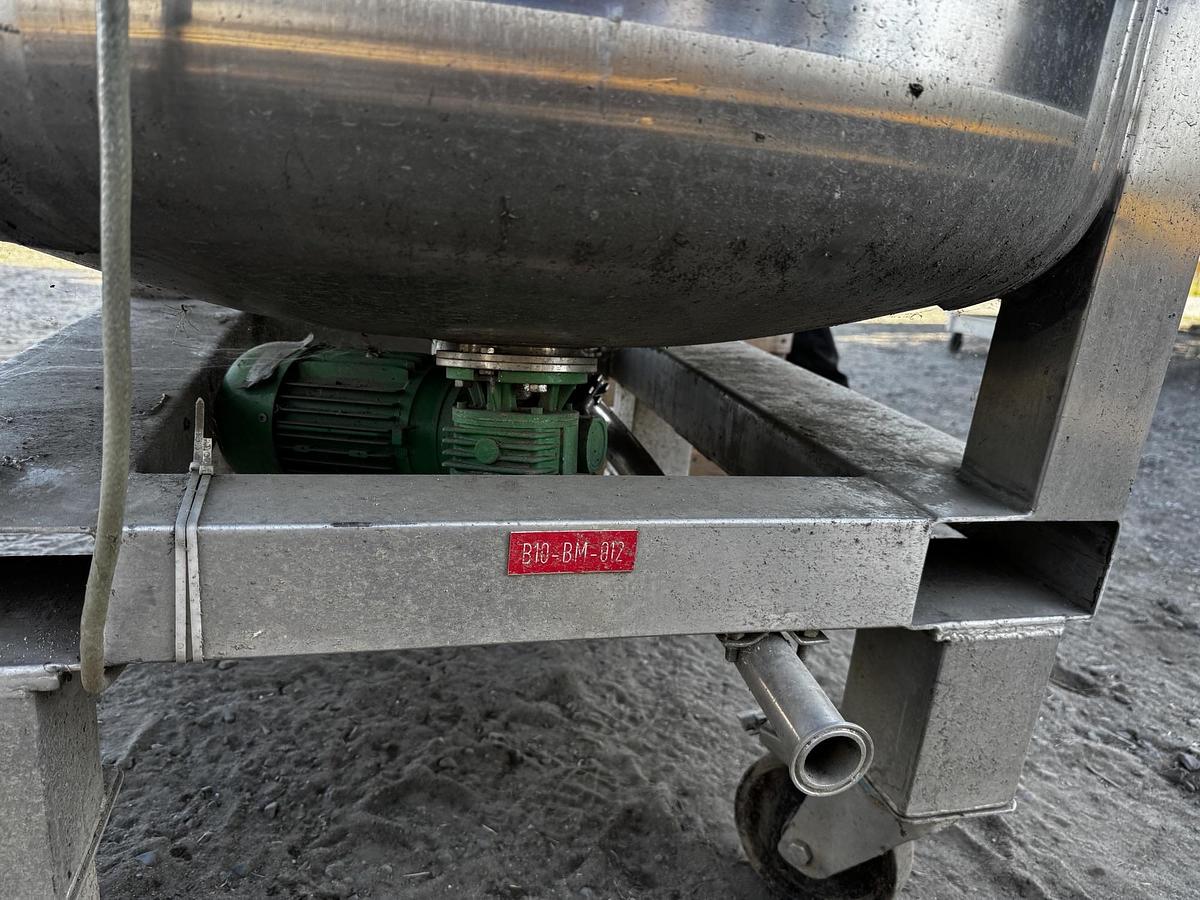Used Tank, 264 Gallon, 1,000 Liter, BCD Manufacturing, Agitated, 316L Stainless, 3 Bar, #5991456