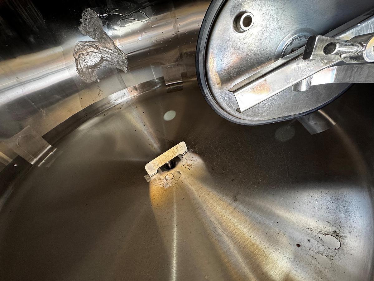 Used Tank, 1,500 Gallon, Stainless Steel, Vertical, Cherry-Burrell, #5991377