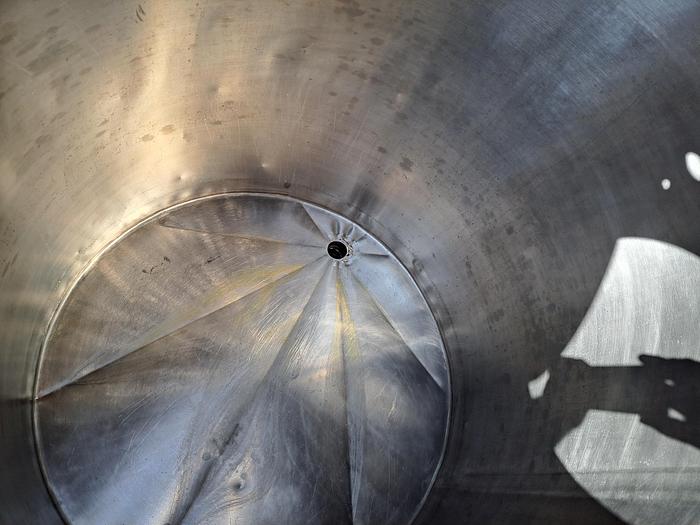 Used Tank, 225 Gallon, Stainless Steel, Portable, Sloped Bottom #S745303