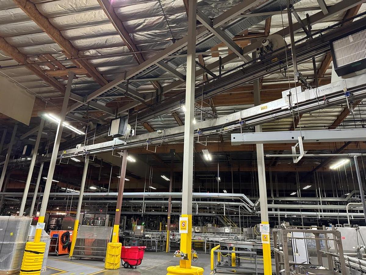 Used Bottling Line, 600–800 BPM, PET, US Bottlers Filler, Sidel Labeler, Kisters Shrink Wrapper, #5991608