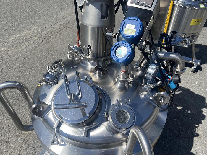 Used Reactor, 40 Gallon (150 Liters), 316L Stainless Steel, Jacketed, 45 PSI Internal, Agitated #S745436