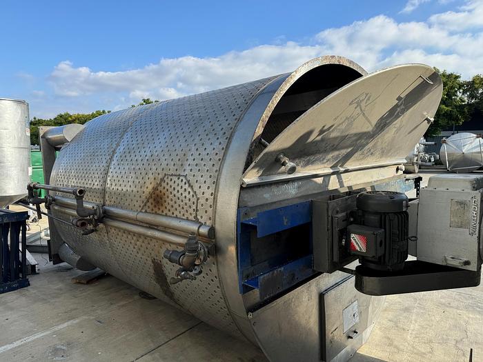 Used Tank, 6,500 Gallon, Stainless Steel, Dish Bottom, Jacketed, #5991009