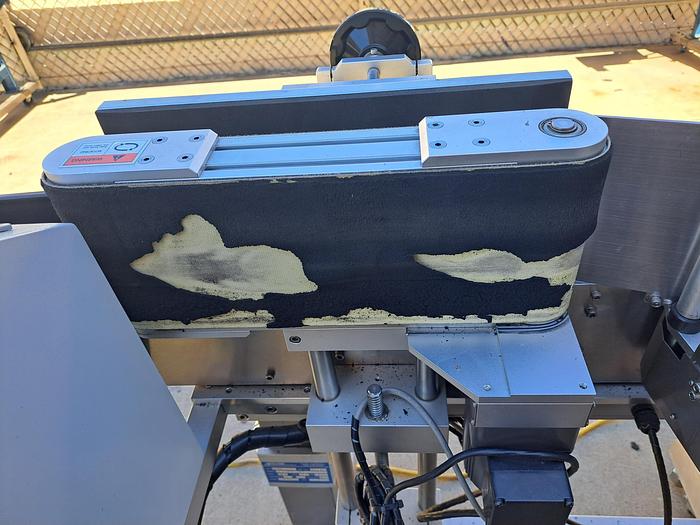 Used Labeler, Pressure Sensitive, Accutek 24 APS 106,  Includes (2) Turntables #S745248