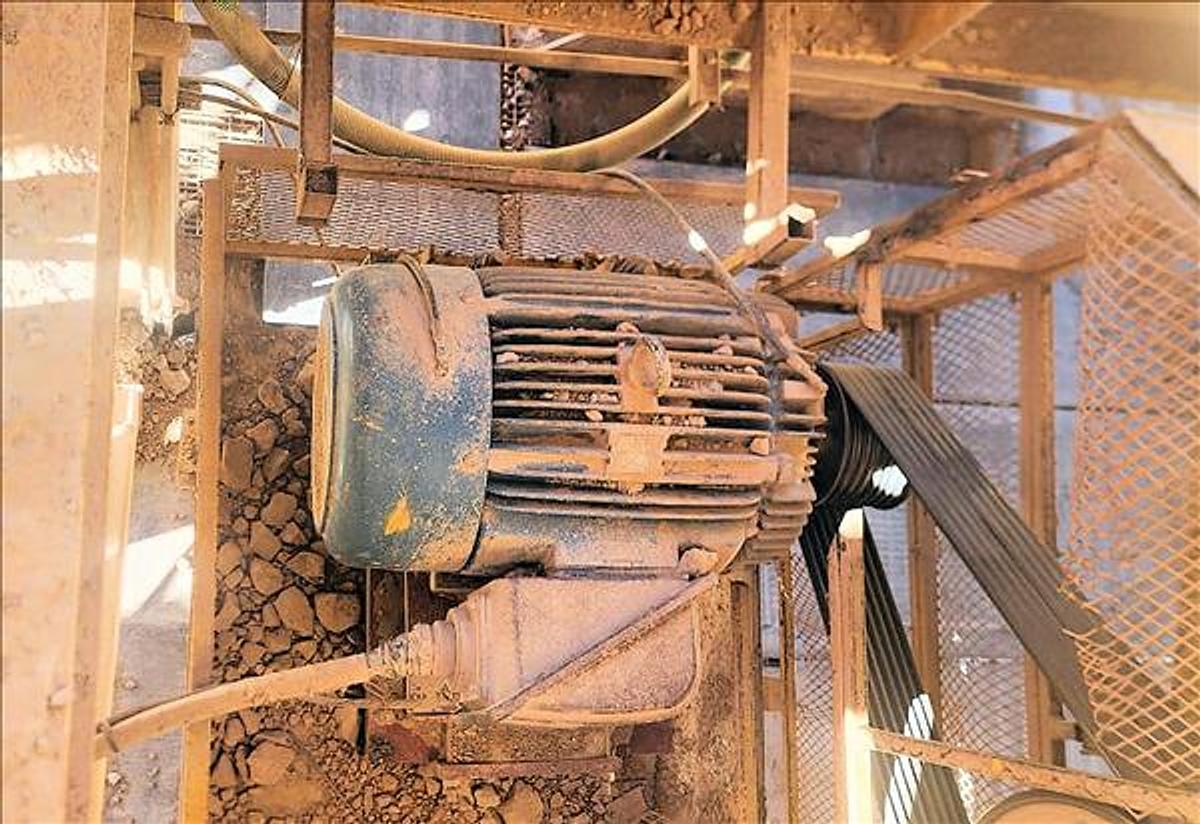 Used Feeder, Vibratory, Grizzly Feeder 60” x 30’, Steel, HR International, 100 HP #5991379