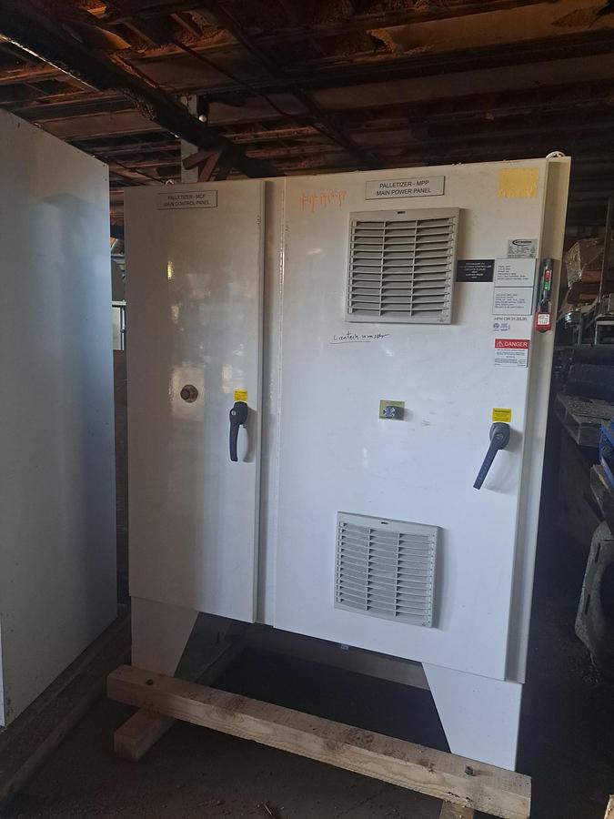 Used Wrapper, Pallet, Automatic, Lantech QLA, 92" Wrap Height, 25' Powered Conveyor, #5991667