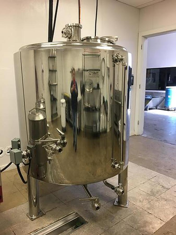 Used Tank, 340 Gallon, Insulated Stainless Steel, Heated Tank, ProBrew, #5991991