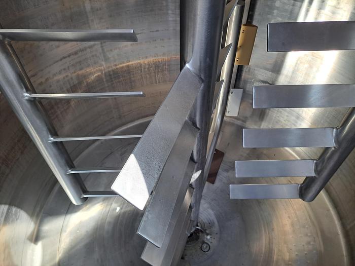 Used Tank, 1,000 Gallon, Scrape Agitated, Jacketed, APV Crepaco #S745296