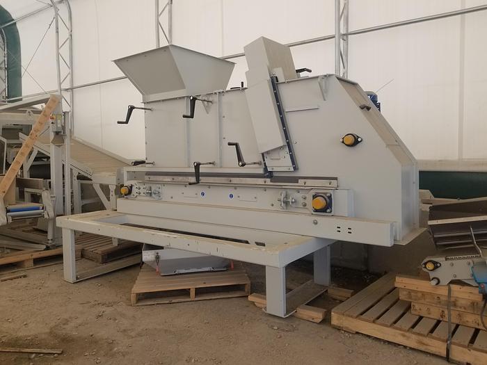 Unused Unused Bag Filling Line, Volumetric, Sealer, Complete System