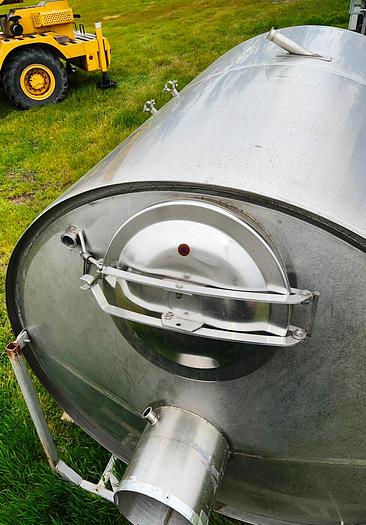 Used Tank, 1,240 Gallon, S/st, Jkt, Brewery Tank #C745013