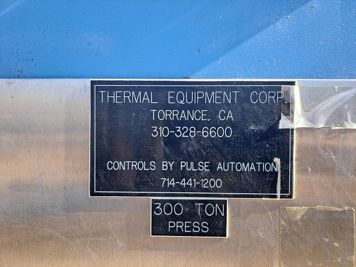 Used Press, Platen, Hydraulic, 300-Ton, 36” x 26” surface, 3000 PSI #S745387