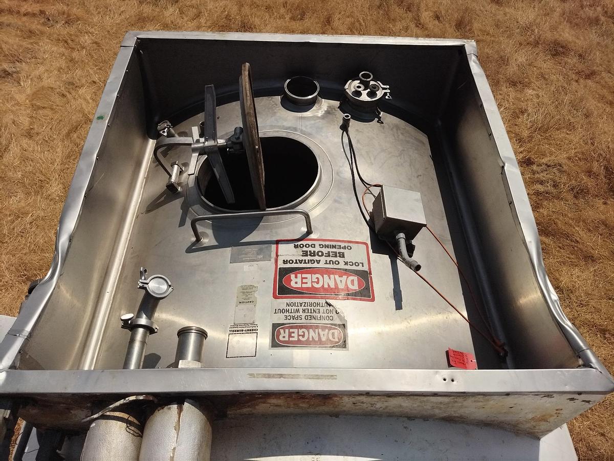Used Tank, 5,000 Gallon, 304 Stainless Steel, Jacketed, Agitated, Cherry Burrell, #